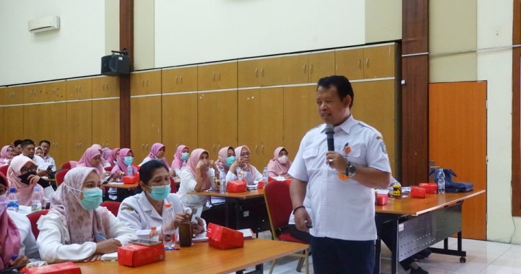 CAPACITY BUILDING TENAGA KESEHATAN DALAM ELIMINASI TUBERCULOSIS ANAK DI KOTA SURABAYA