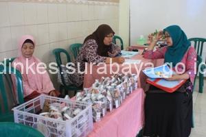 Kader Yuli Suhartini berikan Penyuluhan tentang Pencegahan Diare